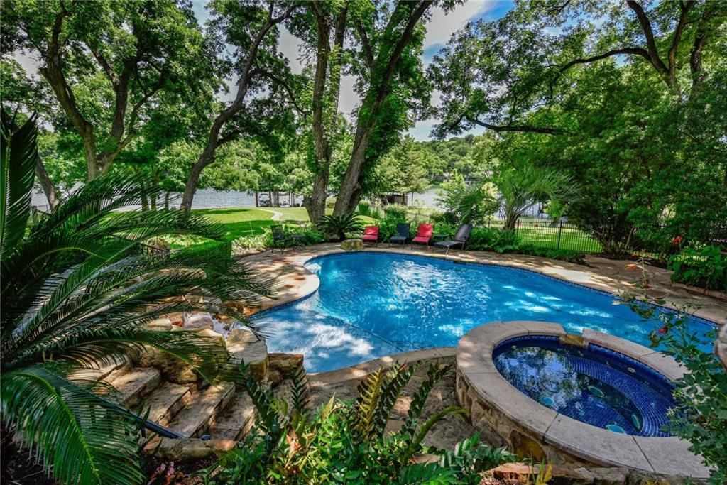View 8724 Big View Dr in Lake Austin 8724 Big View Dr - property photo 1 - Luxury home in Lake Austin, Austin, TX