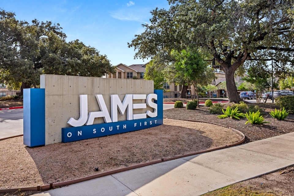 View 8800 S. First ST Unit #0835 in CANNON W 8800 S. First ST Unit #0835 - property photo 1 - Luxury home in CANNON W, Austin, TX