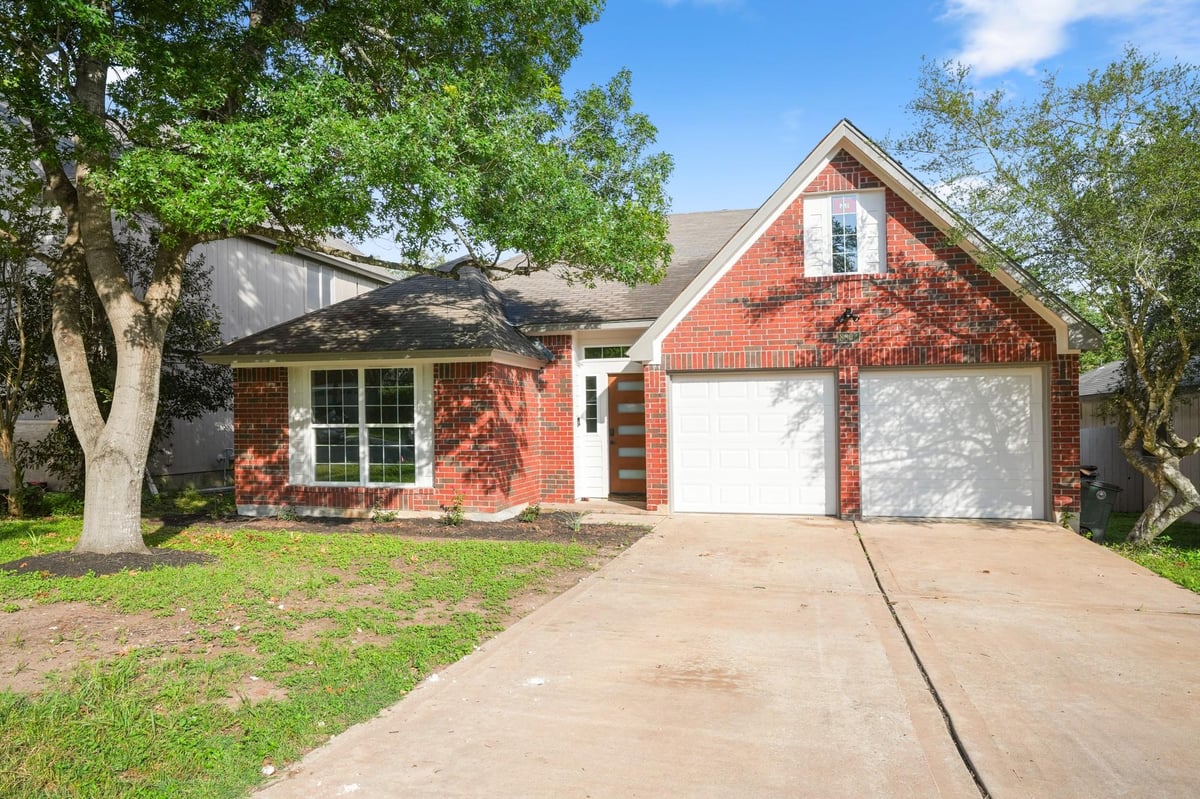 View 8802 Ampezo TRL in Maple Run Sec 08 8802 Ampezo TRL - front exterior - Luxury home in Maple Run Sec 08, Austin, TX