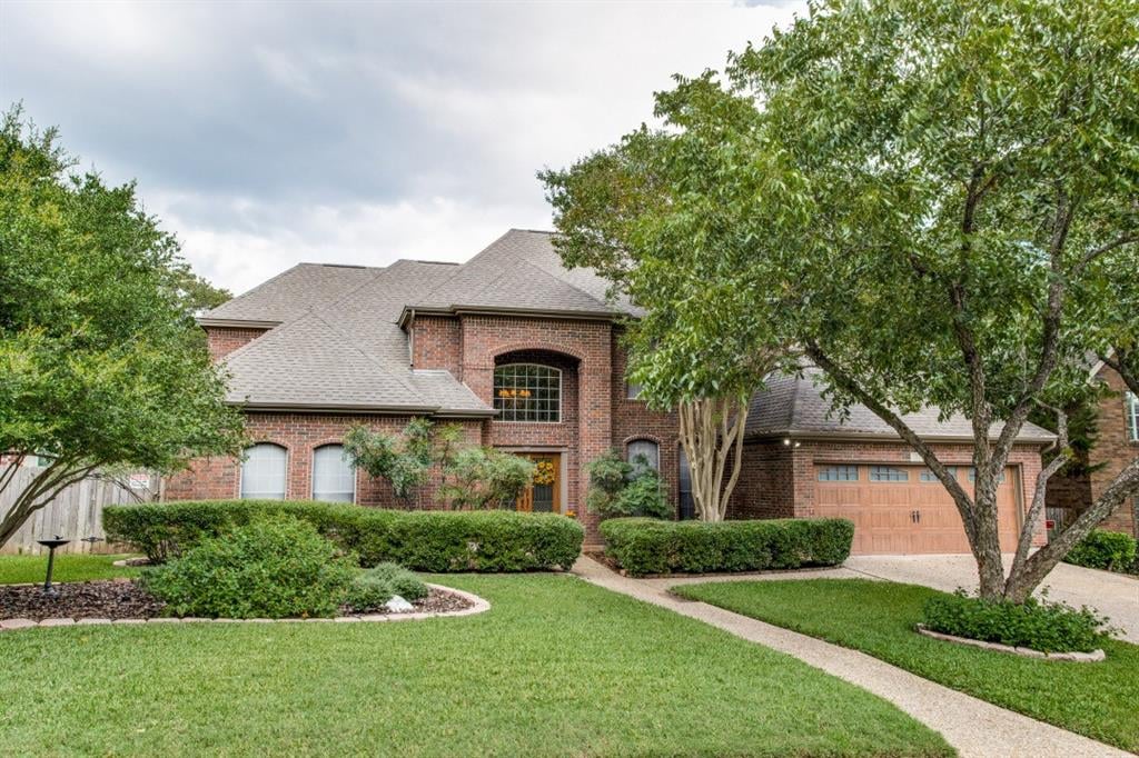 View 8806 Tweed Berwick Dr in Park At Spicewood Spgs Ph 8806 Tweed Berwick Dr - front exterior - Luxury home in Park At Spicewood Spgs Ph, Austin, TX