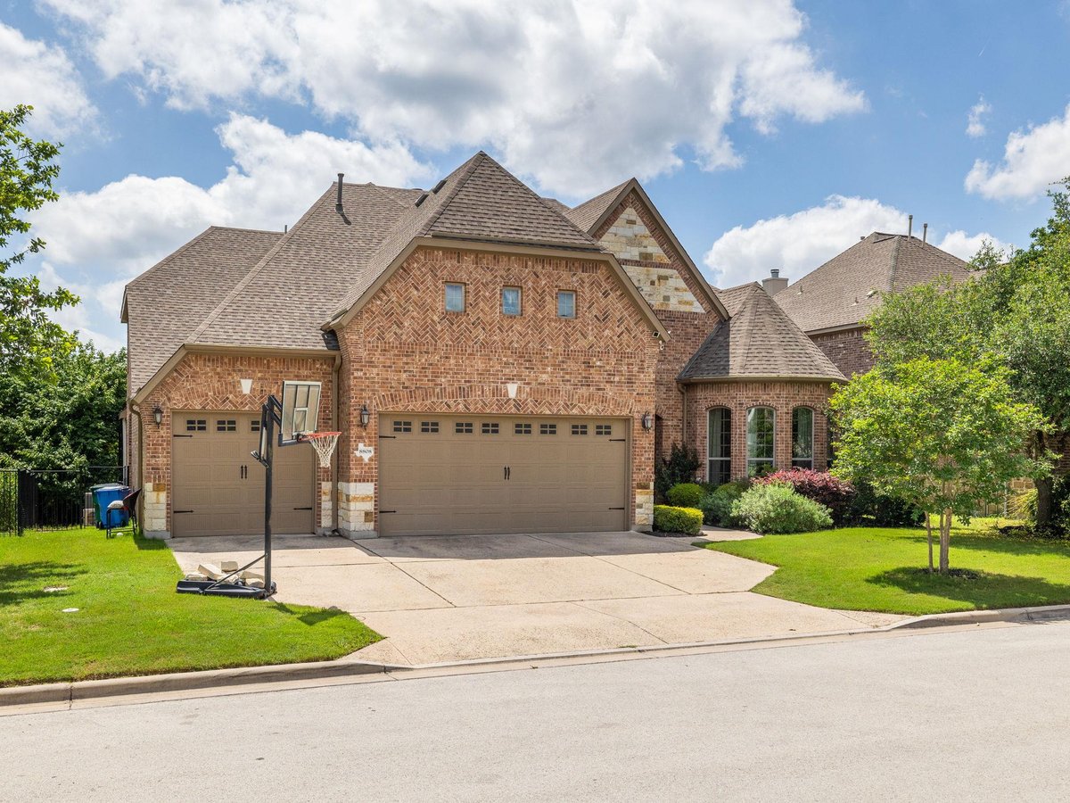 8808 Flycatcher CT - front exterior - Luxury home in Rocky Creek Ranch Sec 2, Austin, TX