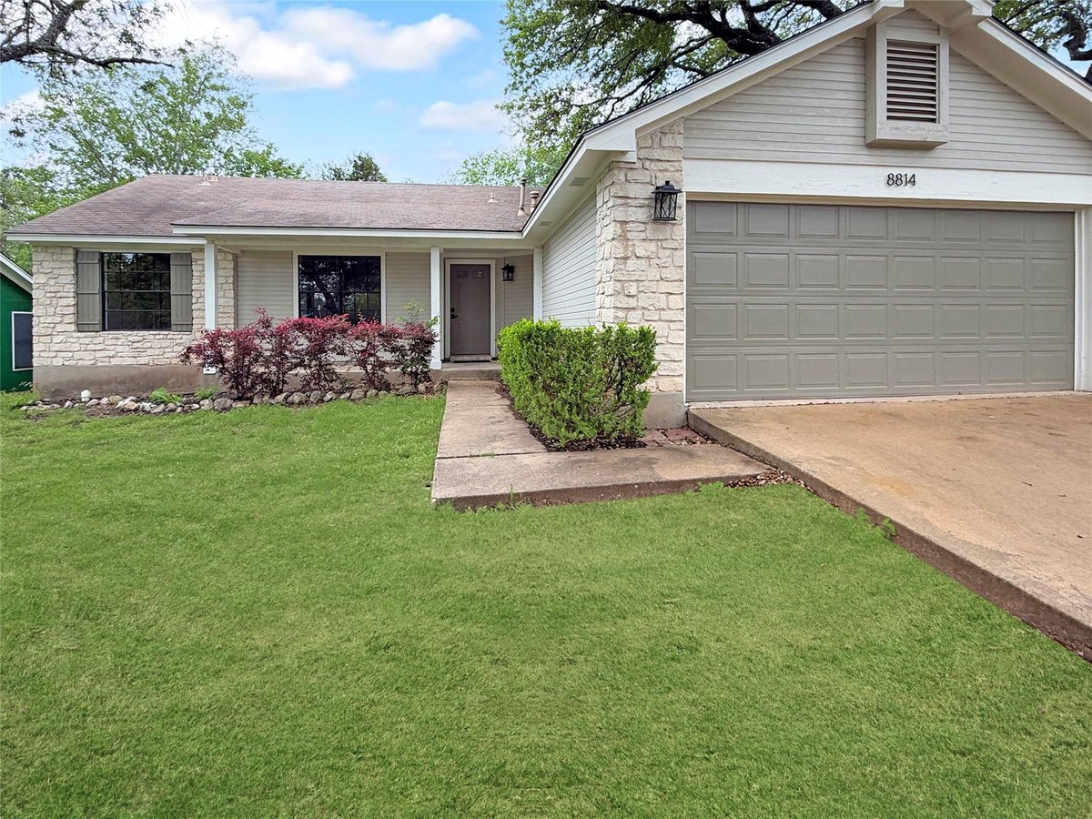 View 8814 United Kingdom DR in Buckingham Estates Ph 04 Sec A 8814 United Kingdom DR - front exterior - Luxury home in Buckingham Estates Ph 04 Sec A, Austin, TX