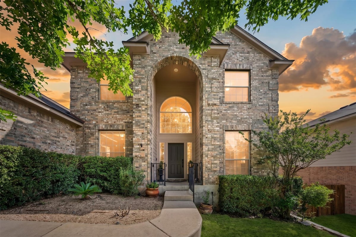 View 8820 Colberg DR in Circle C Ranch Ph A Sec 07 8820 Colberg DR - front exterior - Luxury home in Circle C Ranch Ph A Sec 07, Austin, TX