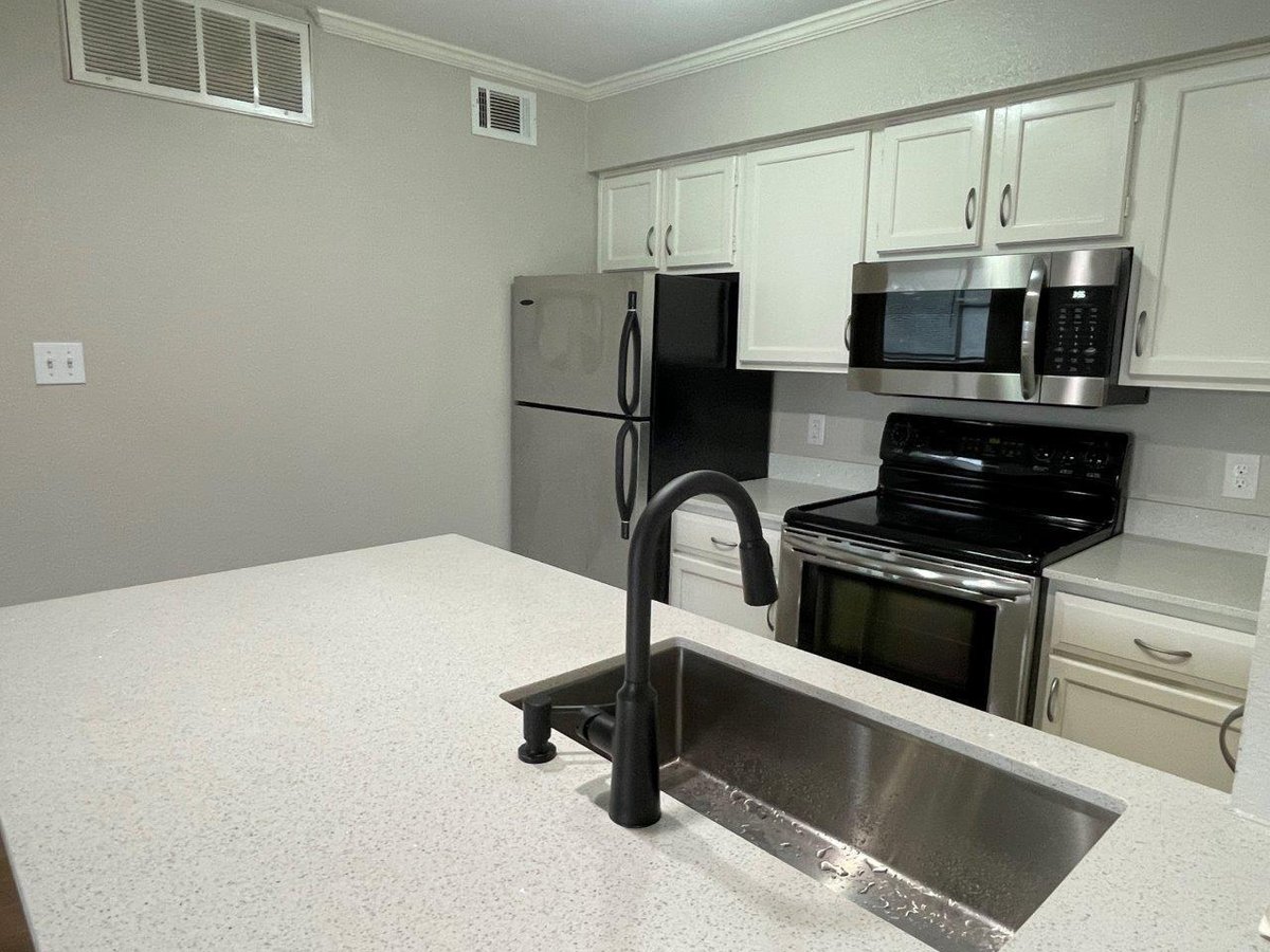 View 8888 Tallwood DR Unit #2309 in 8888 Tallwood Condo Amd 8888 Tallwood DR Unit #2309 - property photo 1 - Luxury home in 8888 Tallwood Condo Amd, Austin, TX