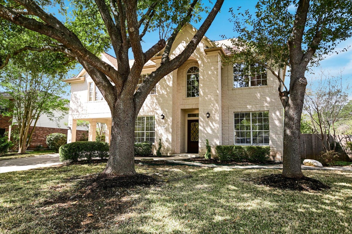 View 8925 Joachim Ln in Meadows/Brushy Crk Ph 04 8925 Joachim Ln - front exterior - Luxury home in Meadows/Brushy Crk Ph 04, Austin, TX