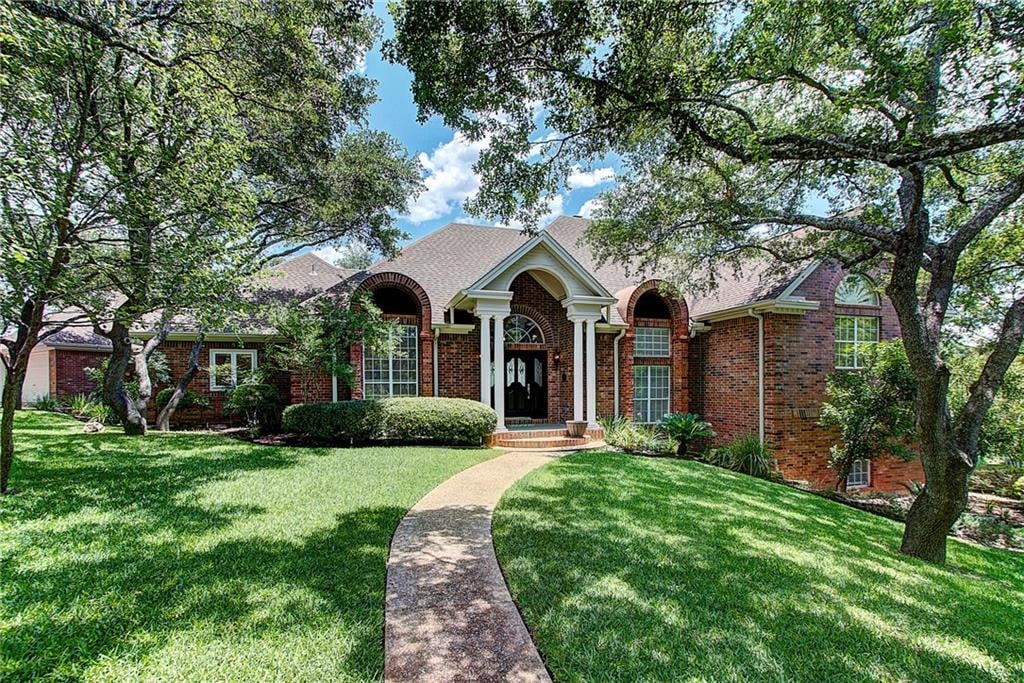 View 9 Rob Roy Rd in Rob Roy 9 Rob Roy Rd - property photo 1 - Luxury home in Rob Roy, Austin, TX