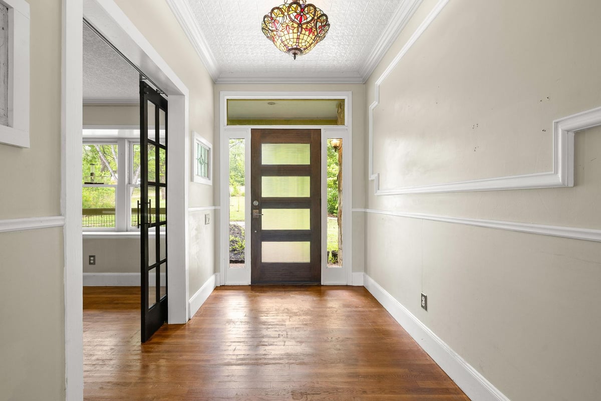 Primary bedroom at 9 Shady Rock Ct - 4 bed 2 bath home