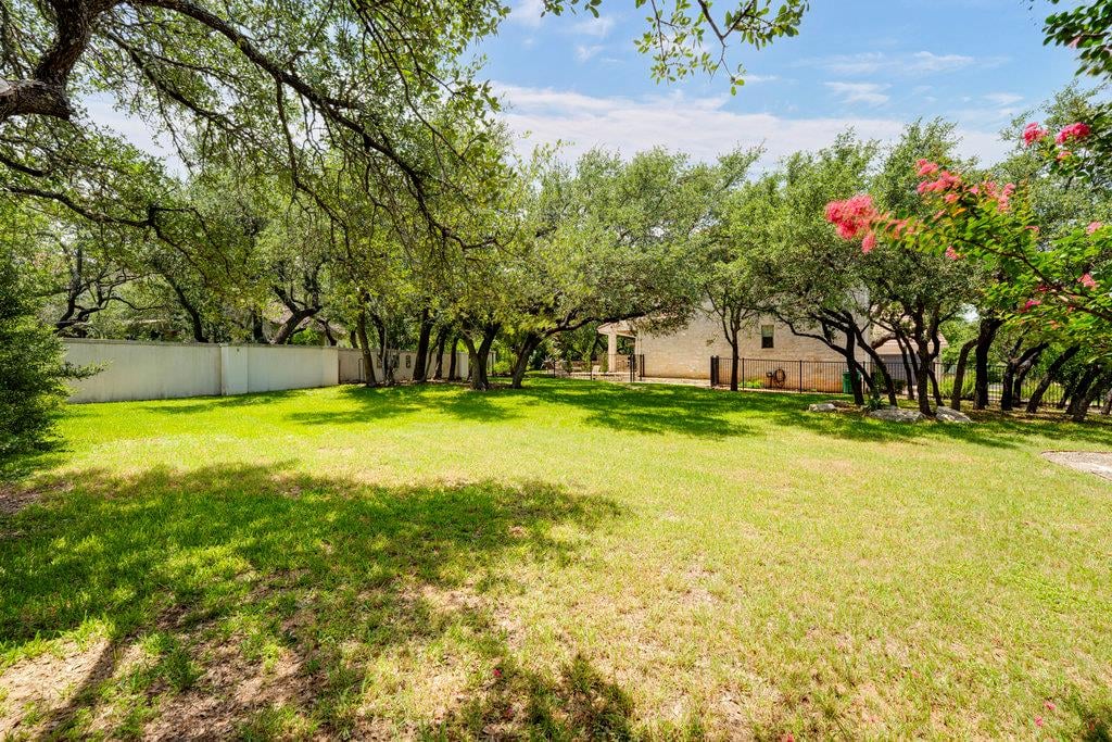 Primary bedroom at 9 Wingreen Loop - The Hills of Lakeway, The Hills, TX