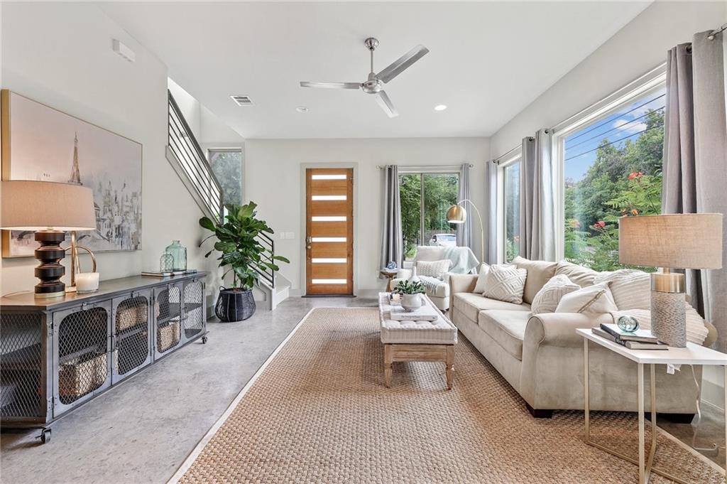 View 900 Banister LN Unit #A in 900 Banister Condo 900 Banister LN Unit #A - front exterior - Luxury home in 900 Banister Condo, Austin, TX