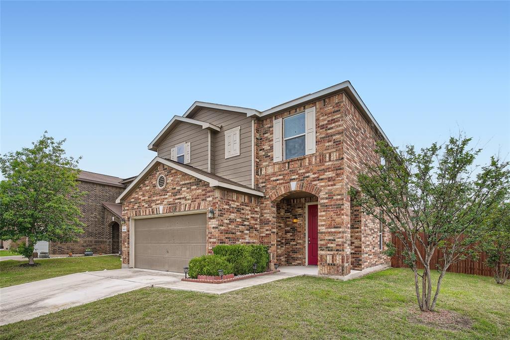 View 9000 Winter Haven Rd in Sheldon 230 Sec 02 Ph 04 9000 Winter Haven Rd - front exterior - Luxury home in Sheldon 230 Sec 02 Ph 04, Austin, TX