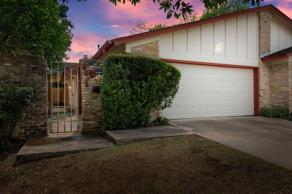 View 9001 Parkfield Dr Unit #B in Orange Grove Condo Amd 9001 Parkfield Dr Unit #B - front exterior - Luxury home in Orange Grove Condo Amd, Austin, TX