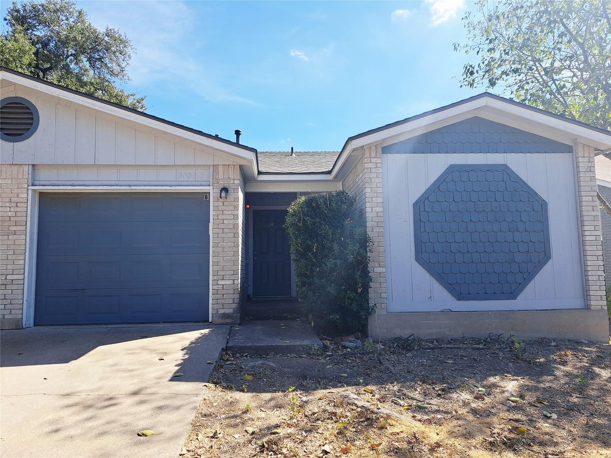 View 9009 SANGER DR Unit #B in TANGLEWOOD FOREST SEC 5 9009 SANGER DR Unit #B - property photo 1 - Luxury home in TANGLEWOOD FOREST SEC 5, Austin, TX