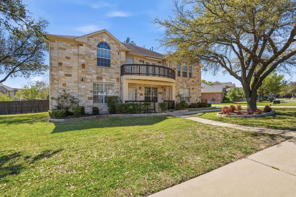 View 901 Ambrose Dr in Mountain Creek Sec 03 901 Ambrose Dr - front exterior - Luxury home in Mountain Creek Sec 03, Pflugerville, TX