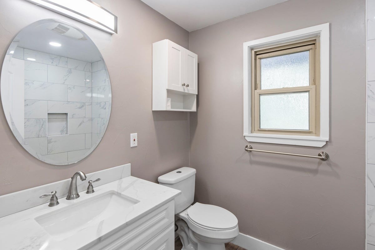 Primary bedroom at 902 Sherwood Forest Dr - 3 bed 2 bath home