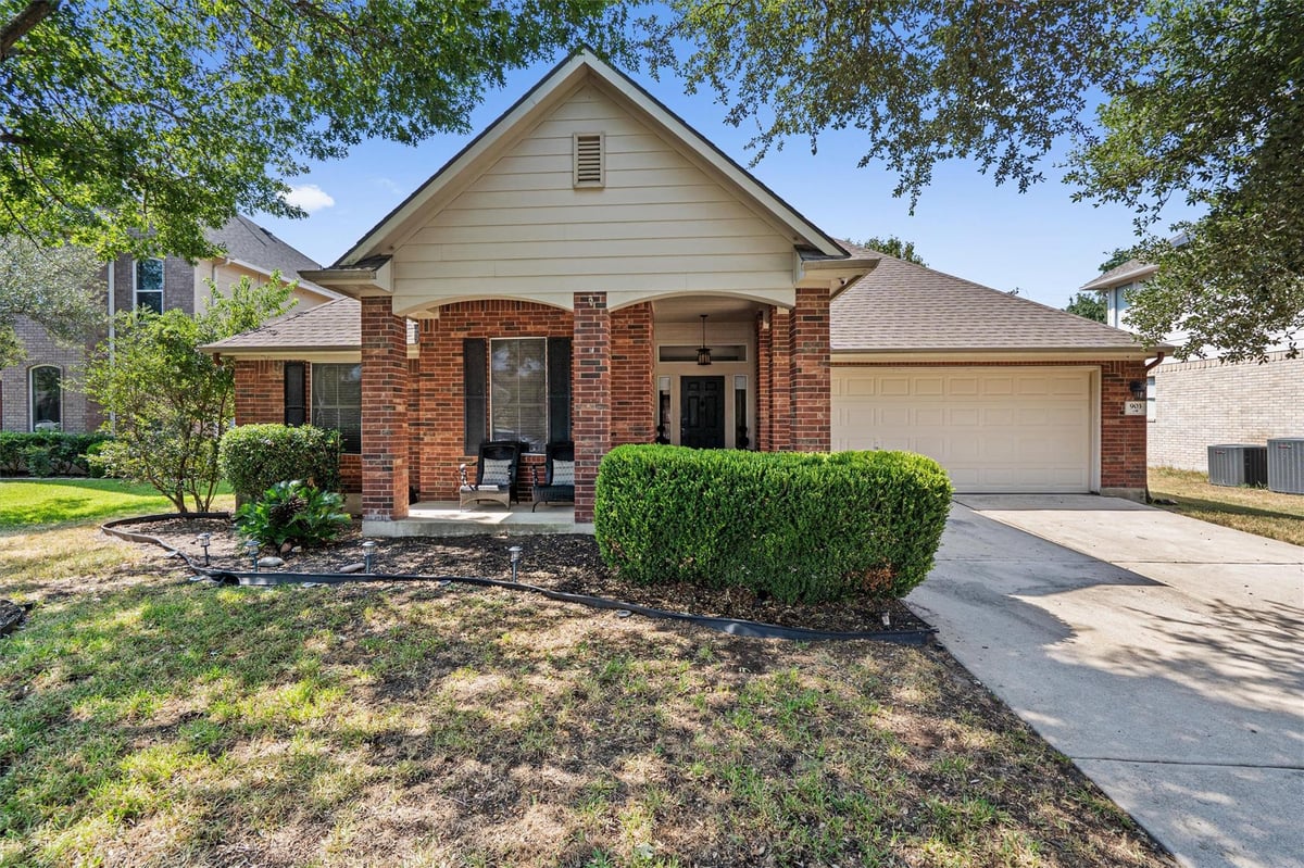 View 903 Cabriole Dr in Cambridge Estates Sec 01 903 Cabriole Dr - property photo 1 - Luxury home in Cambridge Estates Sec 01, Pflugerville, TX