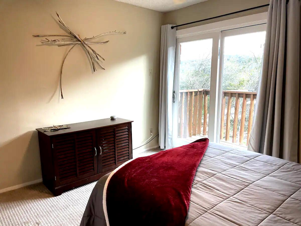 Primary bedroom at 903 The High Rd - Scenic View West Sec 02, Austin, TX