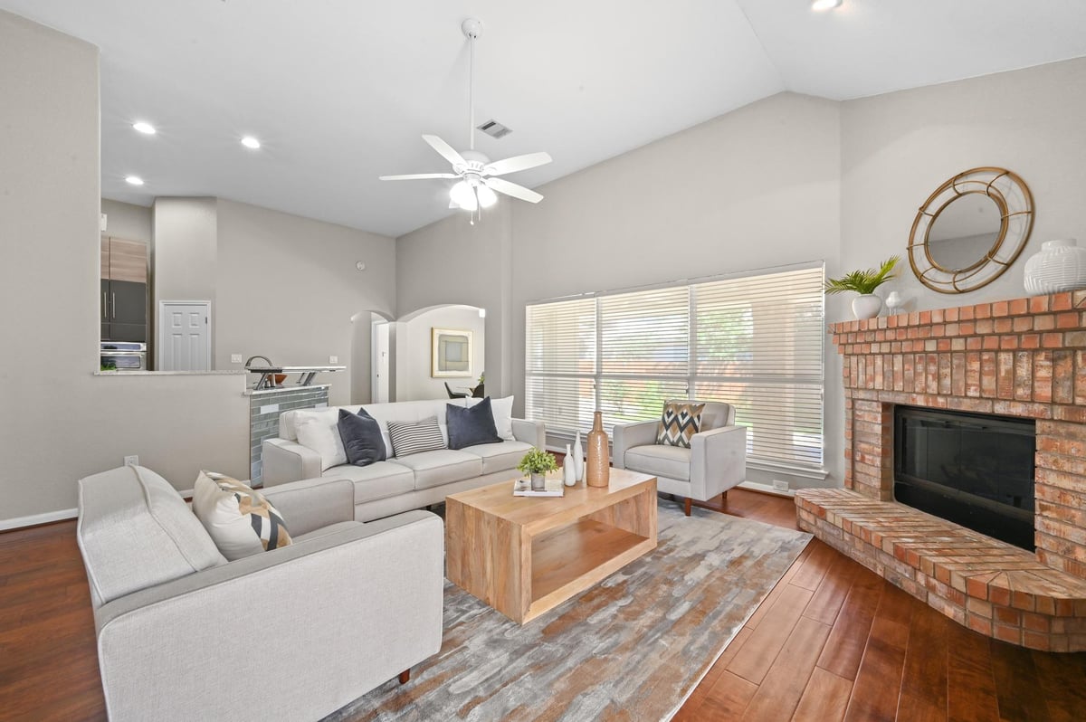 Primary bedroom at 905 Hunters Creek Dr - 3 bed 2 bath home