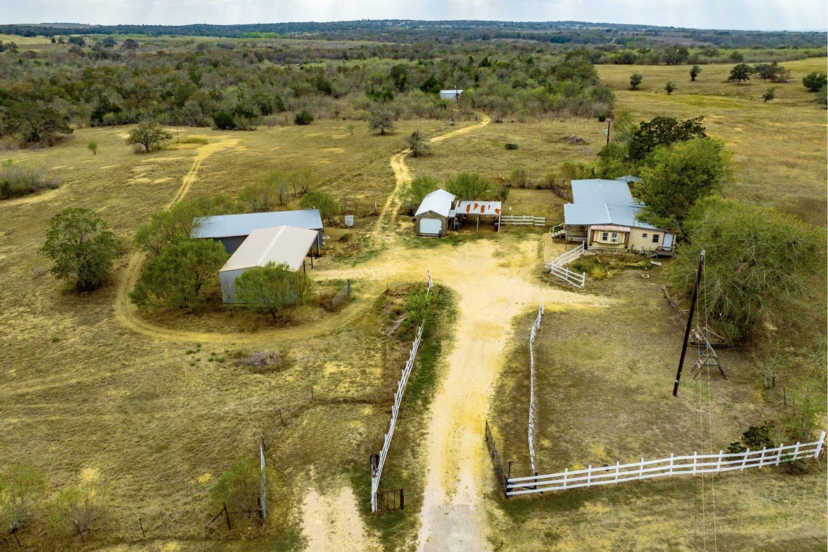 View 9054 Fm 713 in None 9054 Fm 713 - property photo 1 - Luxury home in None, Dale, TX