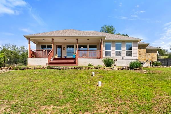 Kitchen at 906 Daviot Dr - 3 bed 2 bath home