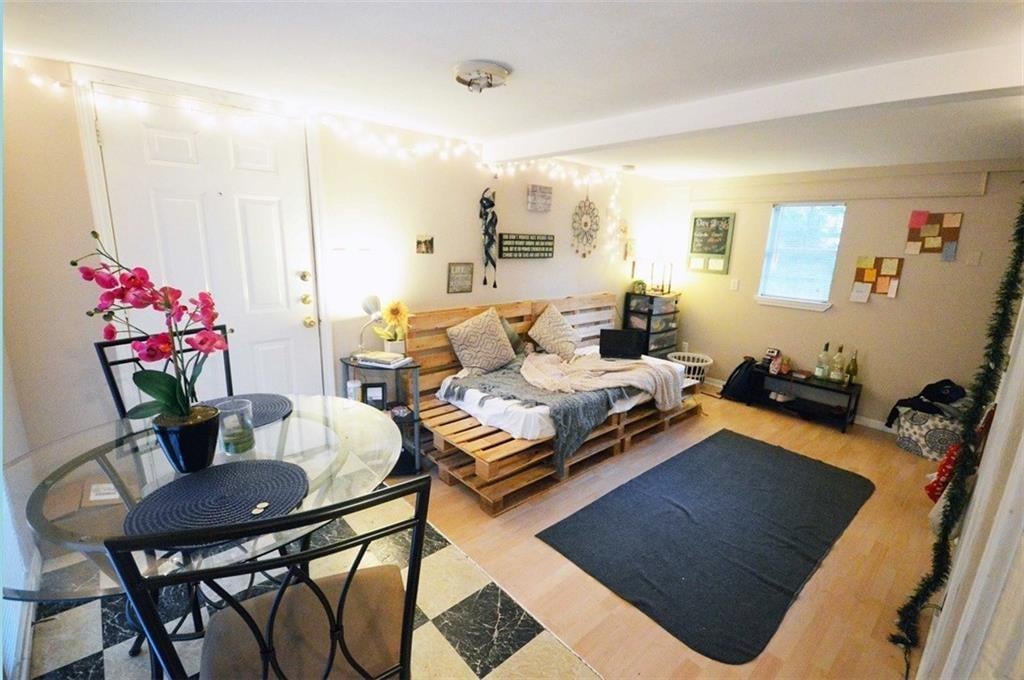 View 907 E 38th ST Unit #B in Sunny Ridge Add 907 E 38th ST Unit #B - property photo 1 - Luxury home in Sunny Ridge Add, Austin, TX