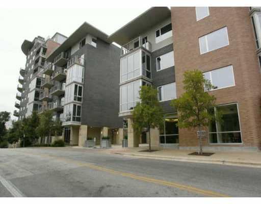 View 907 W 9th ST Unit #215 in Nokonah Condominium The Amended 907 W 9th ST Unit #215 - property photo 1 - Luxury home in Nokonah Condominium The Amended, Austin, TX