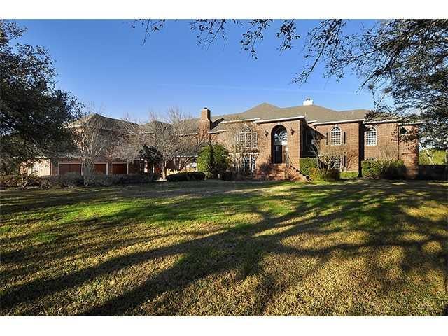 View 909 N Weston in Rob Roy 909 N Weston - property photo 1 - Luxury home in Rob Roy, Austin, TX