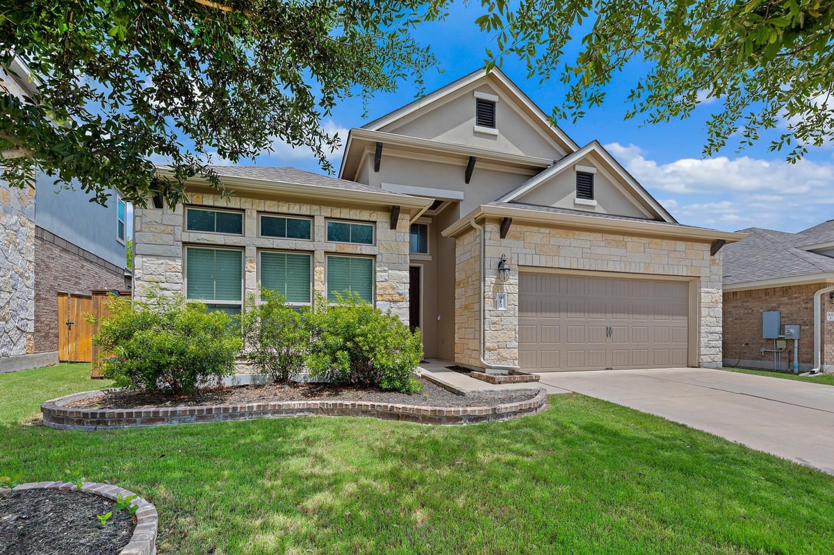 View 912 Isaias Dr in Palmera Ridge 912 Isaias Dr - front exterior - Luxury home in Palmera Ridge, Leander, TX