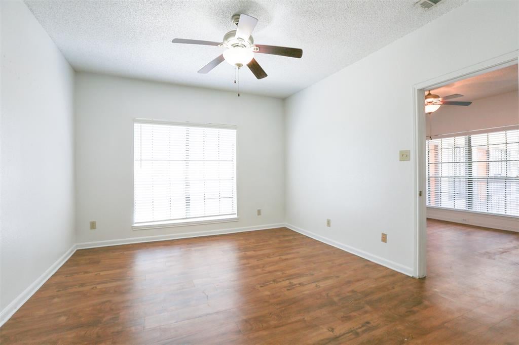 View 912 W 22nd St Unit #306 in Vanderbilt Condo Amd 912 W 22nd St Unit #306 - front exterior - Luxury home in Vanderbilt Condo Amd, Austin, TX
