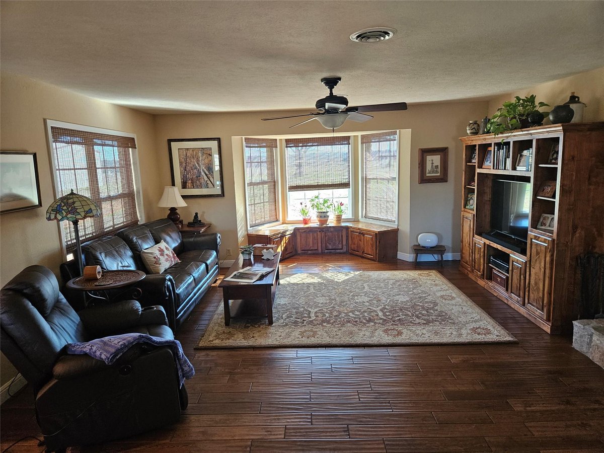 Primary bedroom at 913 Cr 237 - 2 bed 2 bath home