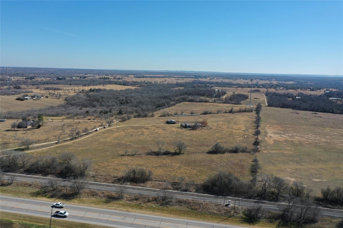 View 915 State Highway 95 Hwy N Unit #A in Christian, Thomas 915 State Highway 95 Hwy N Unit #A - front exterior - Luxury home in Christian, Thomas, Elgin, TX