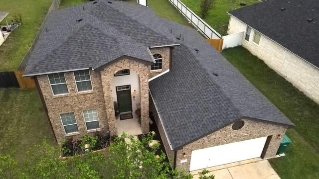 Primary bedroom at 916 Mustang Trl - 4 bed 2 bath home