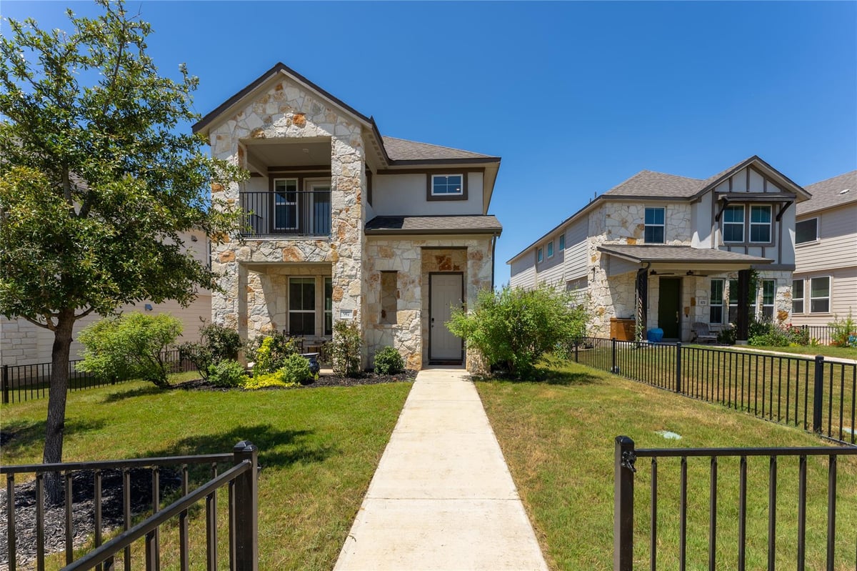 View 917 Lone Peak WAY in Big Sky Ranch Ph 2 At Dripping Spgs 917 Lone Peak WAY - property photo 1 - Luxury home in Big Sky Ranch Ph 2 At Dripping Spgs, Dripping Springs, TX