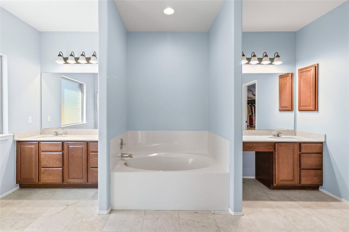Primary bedroom at 920 Autumn Sage Way - 5 bed 3 bath home