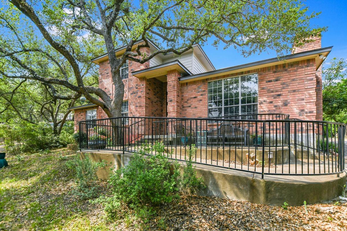 View 9207 Stallion DR in Eanes /Ridge 9207 Stallion DR - front exterior - Luxury home in Eanes /Ridge, Austin, TX