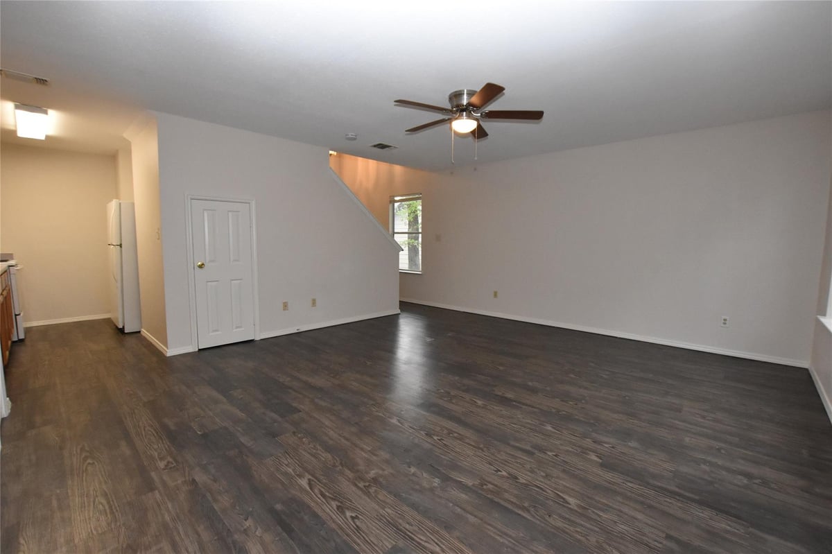Primary bedroom at 921-923 Sagewood Trl - Hughson Heights Sec 03 C, San Marcos, TX