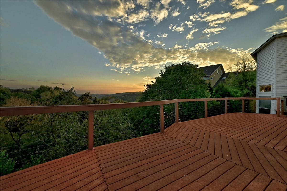 View 9216 Knoll Crest Loop in Great Hills 7-A 9216 Knoll Crest Loop - front exterior - Luxury home in Great Hills 7-A, Austin, TX