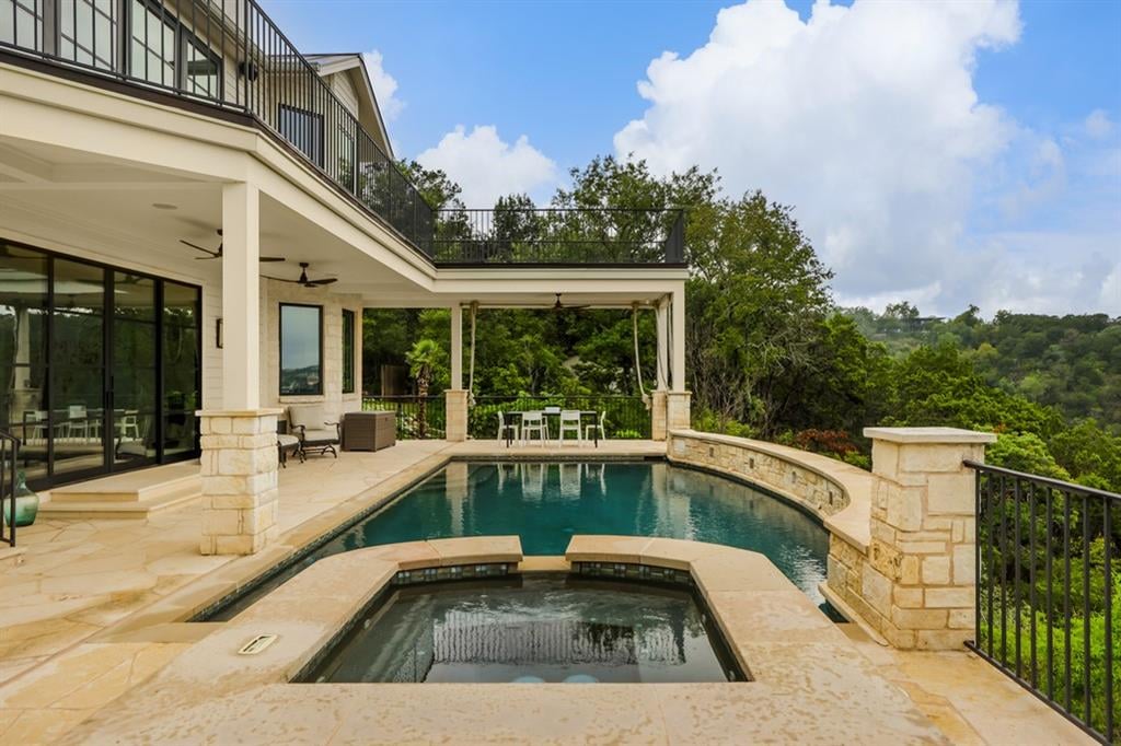 View 924 Terrace Mountain Dr in Terrace Mountain 924 Terrace Mountain Dr - front exterior - Luxury home in Terrace Mountain, West Lake Hills, TX