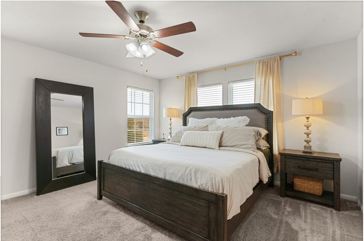 Primary bedroom at 925 Stampede Rd - 3 bed 2 bath home