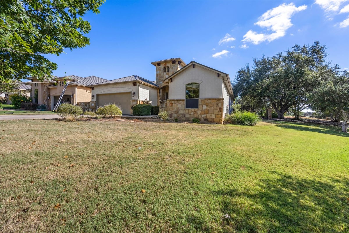 View 93 Lachite in Horseshoe Bay West 93 Lachite - front exterior - Luxury home in Horseshoe Bay West, Horseshoe Bay, TX