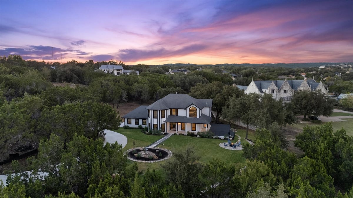 View 9300 Winchester RD in Montgomery 9300 Winchester RD - property photo 1 - Luxury home in Montgomery, Austin, TX