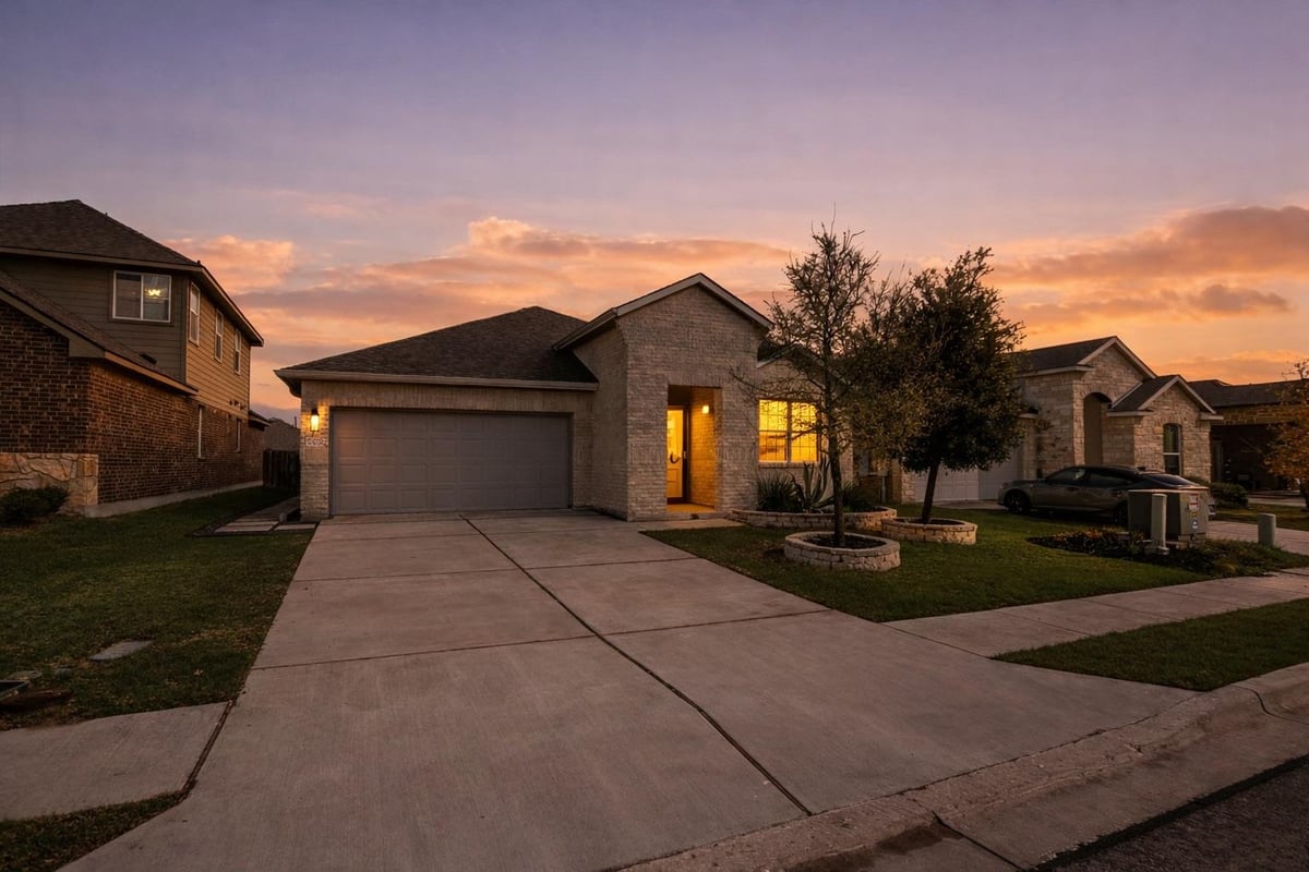 View 9305 Alex LN in SOUTHPARK MEADOWS 9305 Alex LN - front exterior - Luxury home in SOUTHPARK MEADOWS, Austin, TX