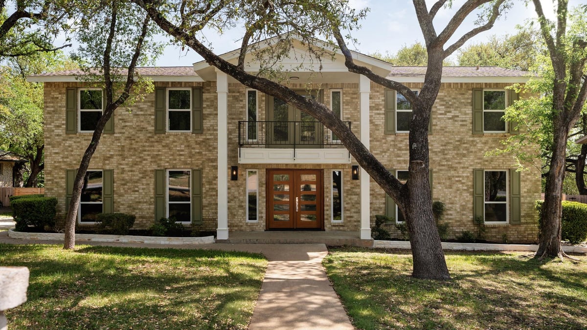 View 9305 Springwood Dr in Balcones Village Sec 08 9305 Springwood Dr - front exterior - Luxury home in Balcones Village Sec 08, Austin, TX