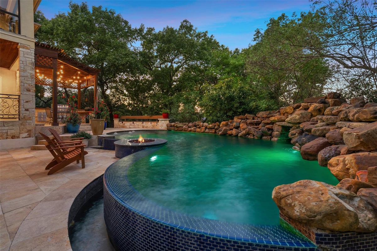 View 9308 Travertine CV in Barton Creek Abc West Ph 02 9308 Travertine CV - property photo 1 - Luxury home in Barton Creek Abc West Ph 02, Austin, TX