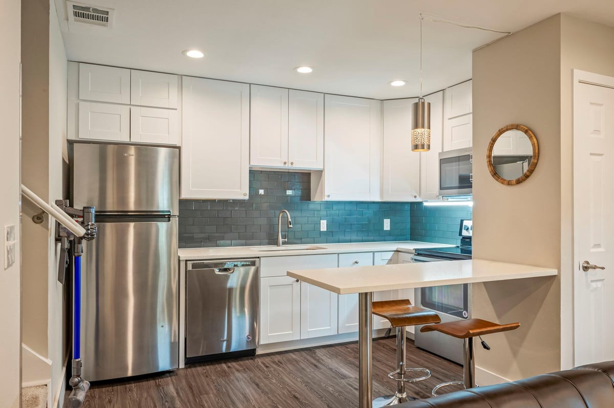 Living area at 935 La Posada Dr Unit #148 - 2 bed 2 bath home