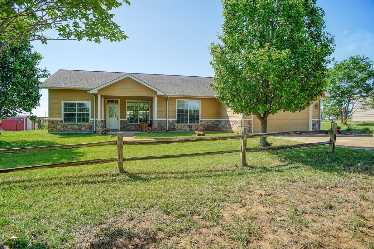 View 937 Highway 21 E in Bastrop Town Tr 937 Highway 21 E - property photo 1 - Luxury home in Bastrop Town Tr, Bastrop, TX