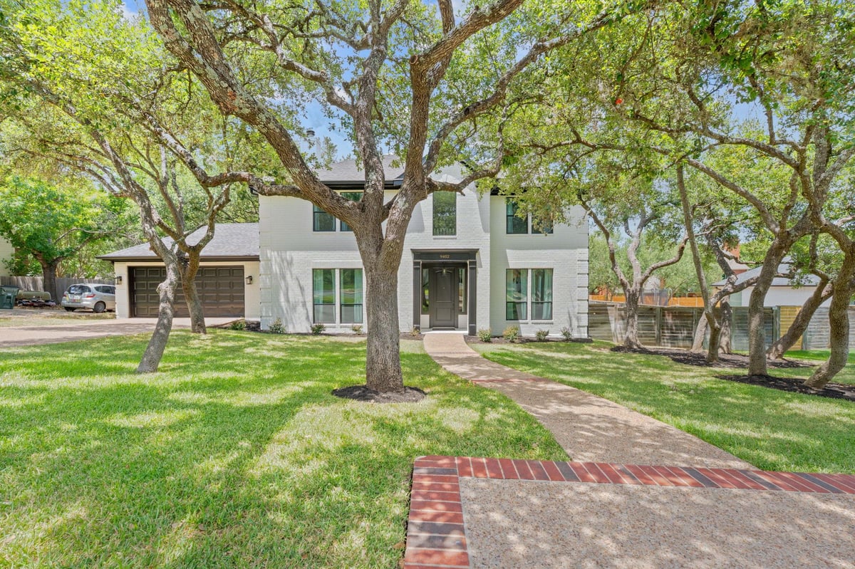 View 9402 Caracas Dr in Austin Lake Hills Sec 02 9402 Caracas Dr - front exterior - Luxury home in Austin Lake Hills Sec 02, Austin, TX