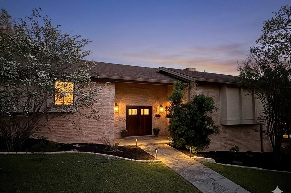View 9407 Springwood DR in Balcones Village Sec 08 9407 Springwood DR - property photo 1 - Luxury home in Balcones Village Sec 08, Austin, TX