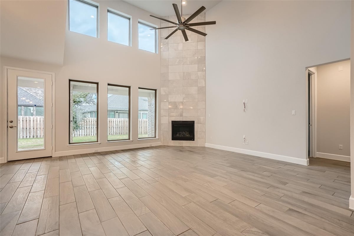 Bathroom at 941 Rabbit Brush Rd - 5 bed 3 bath home