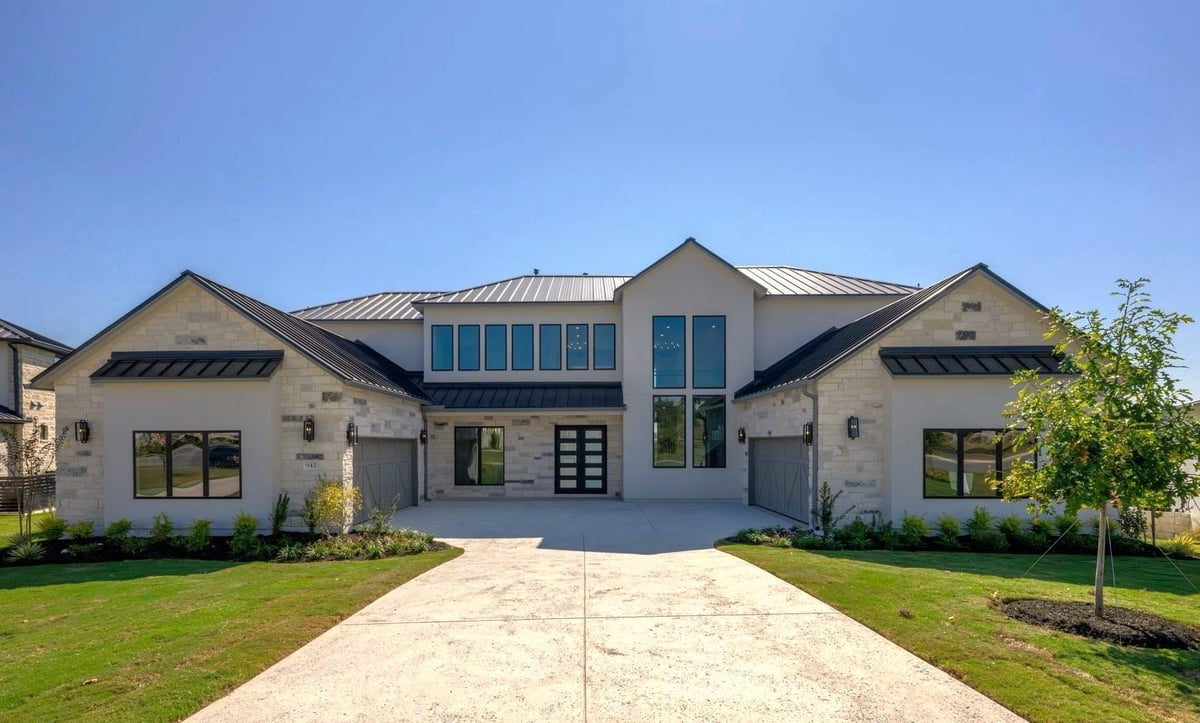 View 942 Bristol Creek Bnd in Rough Hollow 942 Bristol Creek Bnd - front exterior - Luxury home in Rough Hollow, Lakeway, TX