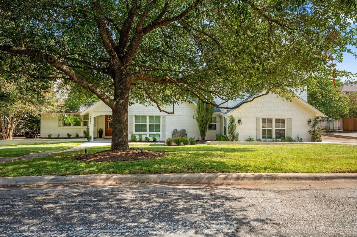 View 9442 Spring Hollow DR in Balcones Village Sec 10 9442 Spring Hollow DR - property photo 1 - Luxury home in Balcones Village Sec 10, Austin, TX